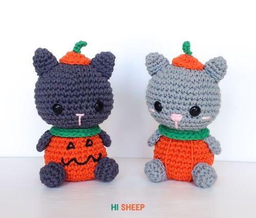 Get hooked on our free Halloween crochet collection: Ghosts, Vampires, and more!