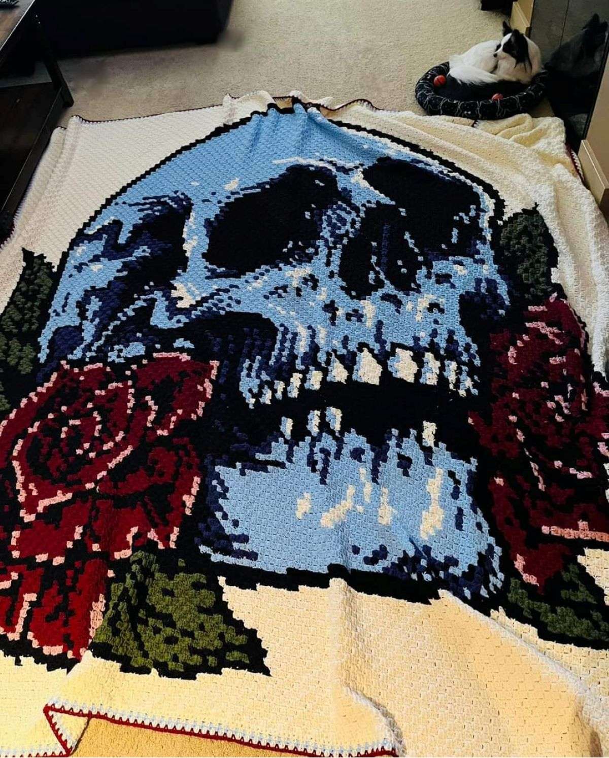 Large customer-made skull C2C crochet blanket with red roses and blue skull